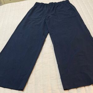 Beyond Yoga women’s easy wide leg pant